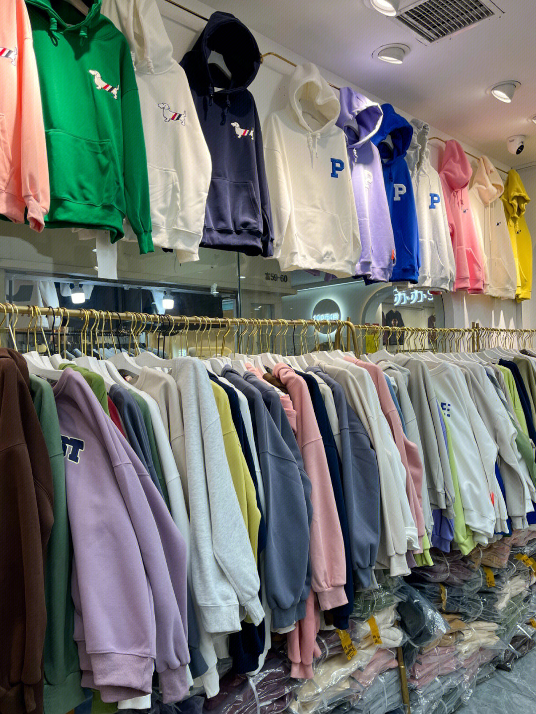 南京服裝批發(fā)指南 探訪最大最便宜市場，低至8元起！